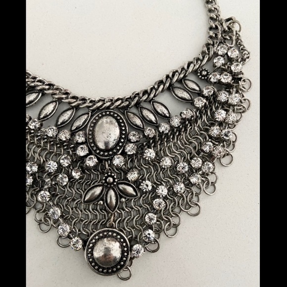 Multi layer boho silver statement necklace - Picture 3 of 3